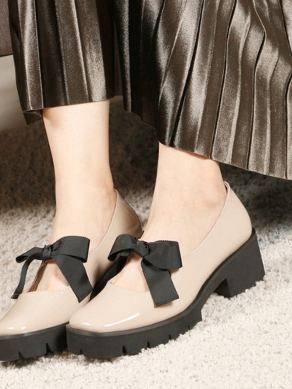 NWOT All Black Tap and Lug in Beige Patent Leather